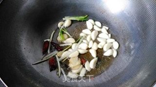 童子鸡烧毛豆的做法步骤:4