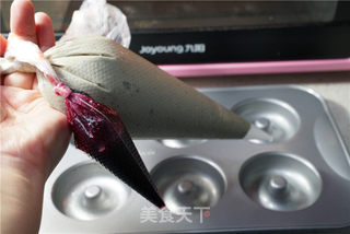 蓝莓酱甜甜圈的做法步骤:6
