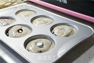 蓝莓酱甜甜圈的做法步骤:7