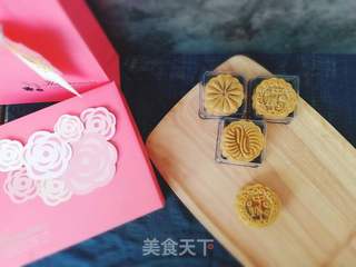 广式月饼(75克)的做法步骤:15