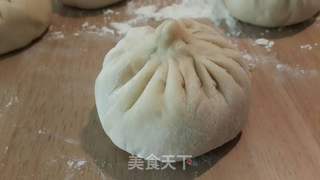 白菜猪肉包的做法步骤:13