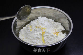火腿五仁月饼的做法步骤:6