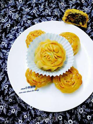 五仁月饼(50克)的做法步骤:10