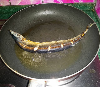 豆豉辣酱蒸秋刀鱼的做法步骤:11