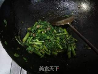 十分钟快手菜之豆瓣酱炒茼蒿的做法步骤:10