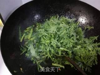 十分钟快手菜之豆瓣酱炒茼蒿的做法步骤:7