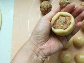 新手自制广式五仁月饼的做法步骤:9