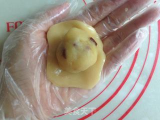 小鱼儿蔓越莓绿豆月饼的做法步骤:8