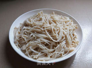 剁椒蒜蓉金针菇的做法步骤:5