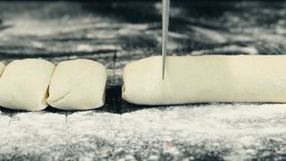 韭菜鸡蛋水饺的做法步骤:6