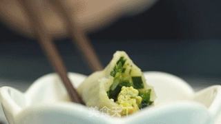韭菜鸡蛋水饺的做法步骤:11