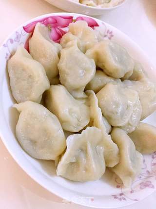 猪肉三鲜饺的做法步骤:6