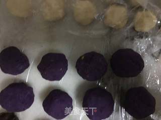 蛋黄酥的做法步骤:3