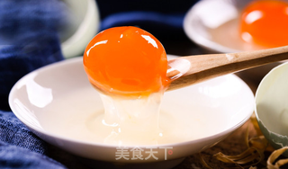 中秋传统佳品——蛋黄莲蓉月饼的做法步骤:22
