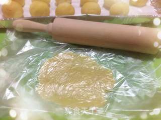 奶黄流沙月饼的做法步骤:32