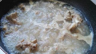 玉米排骨汤的做法步骤:4