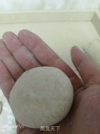广东点心---芝麻花生核桃包子的做法步骤：11