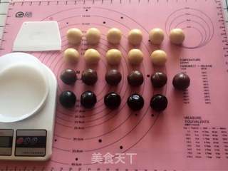 广式月饼的做法步骤:2