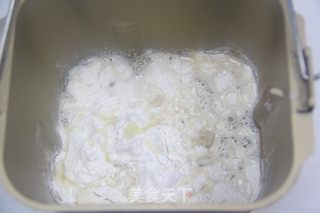 萌趣造型的挤挤面包,家有小宝的怎能错过呢?的做法步骤:2