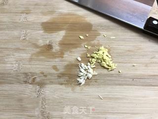 香菇排骨焖饭的做法步骤：5