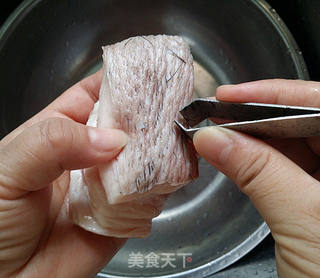 糖醋五花肉的做法步骤:2