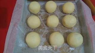 豆沙蛋黄面包的做法步骤:10