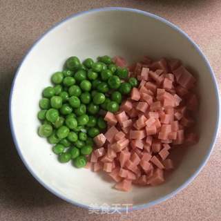 香煎馄饨皮土豆春卷的做法步骤:5