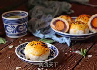 红豆沙蛋黄酥的做法步骤:13