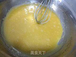广式莲蓉蛋黄月饼的做法步骤:4