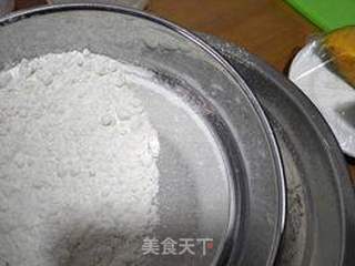 广式莲蓉蛋黄月饼的做法步骤:5