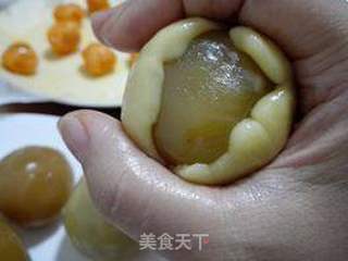 广式莲蓉蛋黄月饼的做法步骤:13