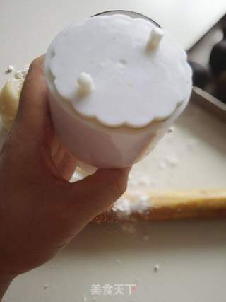 豆沙蛋黄冰皮月饼的做法步骤:8