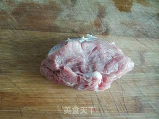 香辣肉丝的做法步骤：1