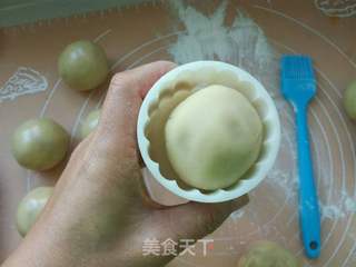 广式蛋黄月饼的做法步骤:18
