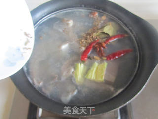 香辣卤鸭锁骨的做法步骤：4