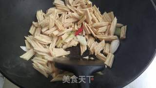 葱烧腐竹的做法步骤:5