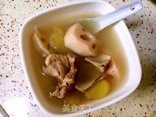 广东靓汤:莲藕苹果?排骨汤的做法步骤:6