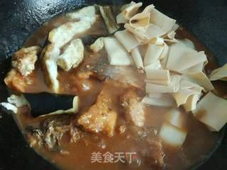 乱炖鱼的做法步骤:11