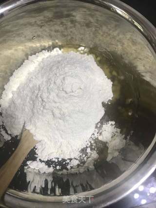 烘培小白的烘培之旅--广式豆沙月饼的做法步骤：4