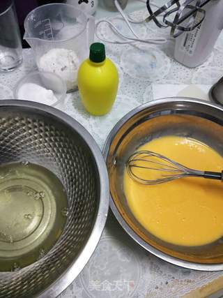 可可戚风蛋糕——八寸心形的做法步骤:3