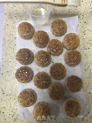 烘培小白的烘培之旅--广式豆沙月饼的做法步骤：20