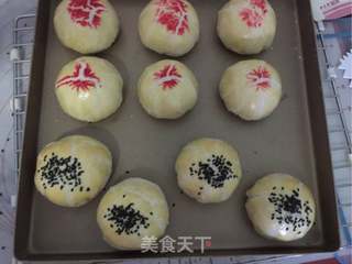咸蛋黄鲜肉月饼的做法步骤:25