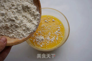 果仁肉松千层卷的做法步骤:4