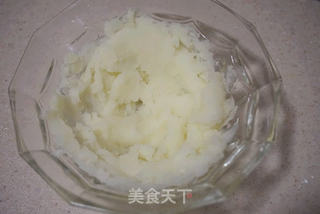 果仁肉松千层卷的做法步骤:5