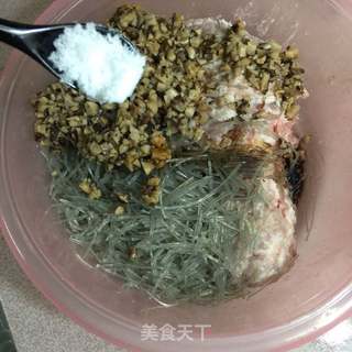 猪肉香菇粉条包的做法步骤：8