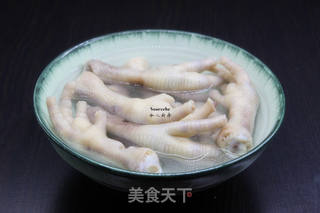泡椒凤爪的做法步骤:4