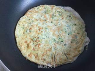 小油菜鸡蛋卷饼的做法步骤:14