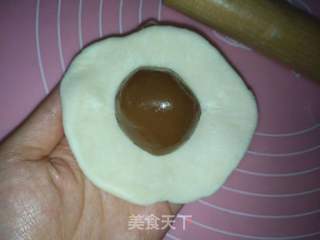 豆沙蛋黄酥的做法步骤:10