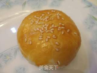 豆沙蛋黄酥的做法步骤:13