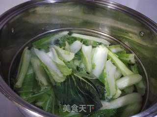 白菜香菇饺子的做法步骤：3